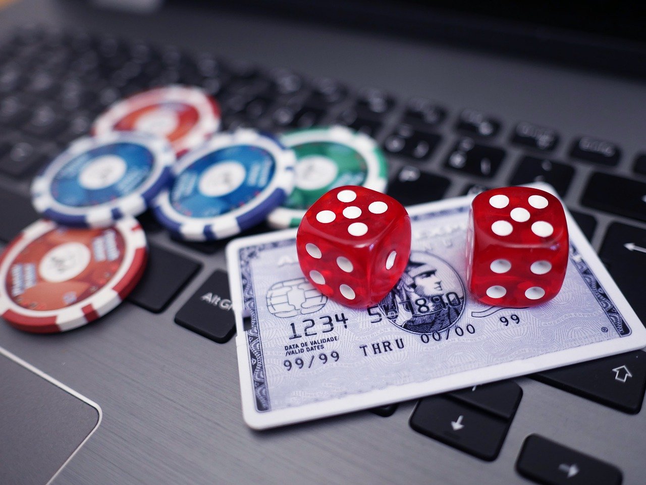 How to Stay Away from Scams at Online Casino Scams